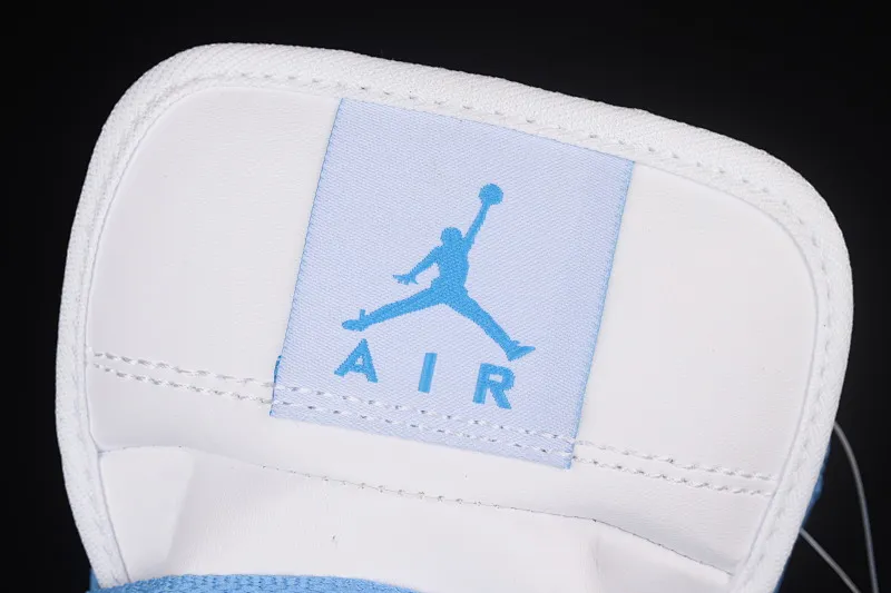 All categories Air Jordan Jordan series basketball shoes Air Jordan 1 Mid G version pure original Air Jordan 1 Mid AJ1 Joe 1 North Carolina blue China basketball shoes 554725-106